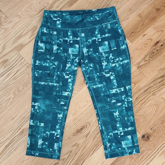 Danskin Now Dri More Pants